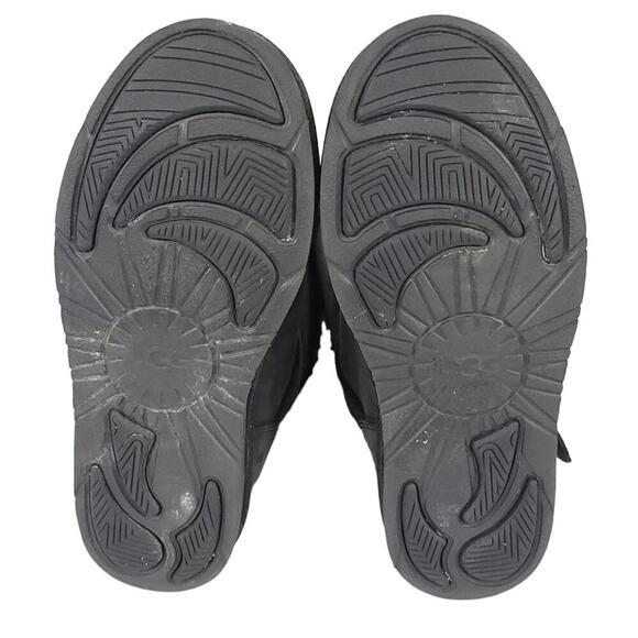 UGG Becket Leather Boots - Picture 8 of 13